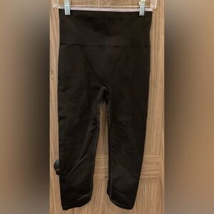 NWOT Everlast Womens Black Athletic Leggings Size M